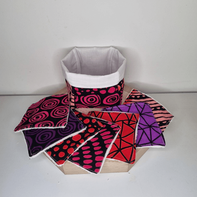 Lingettes demaquillantes avec son panier